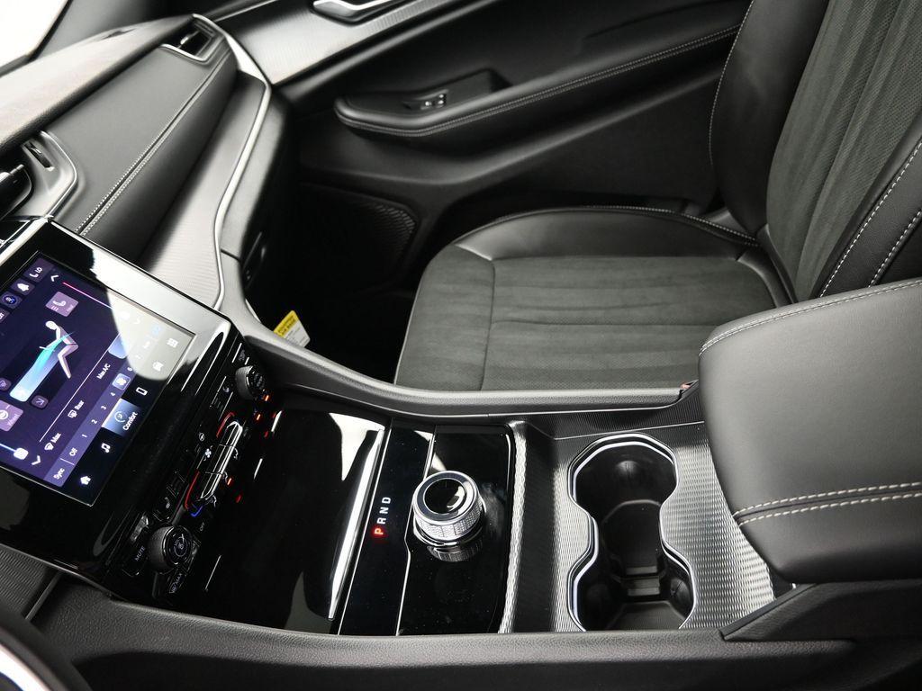 new 2025 Jeep Grand Cherokee car, priced at $46,150