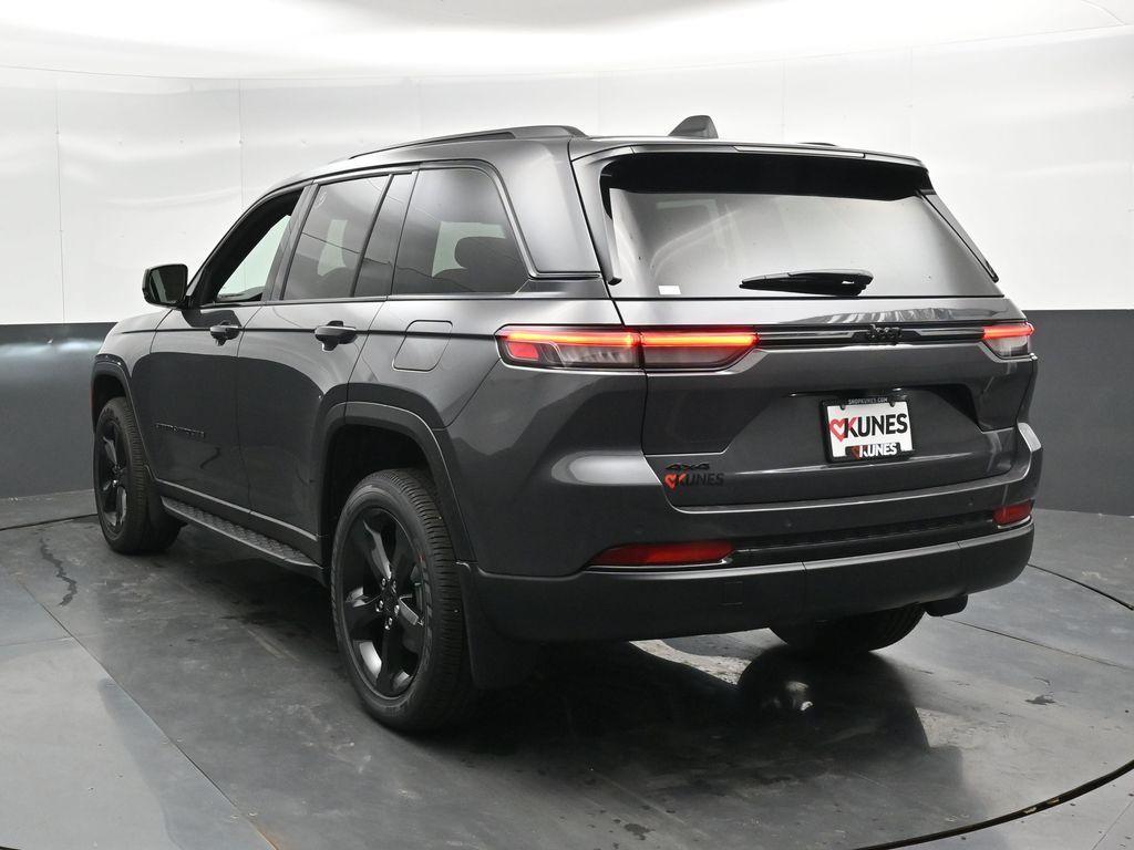 new 2025 Jeep Grand Cherokee car, priced at $46,150
