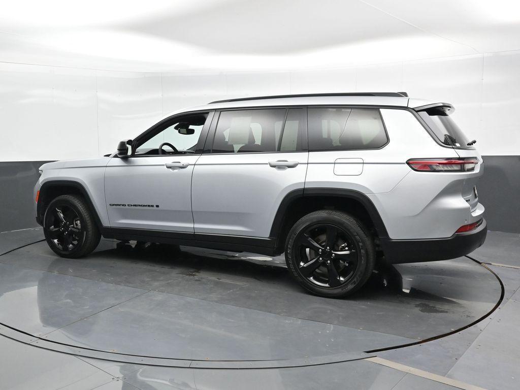 used 2024 Jeep Grand Cherokee L car, priced at $33,991