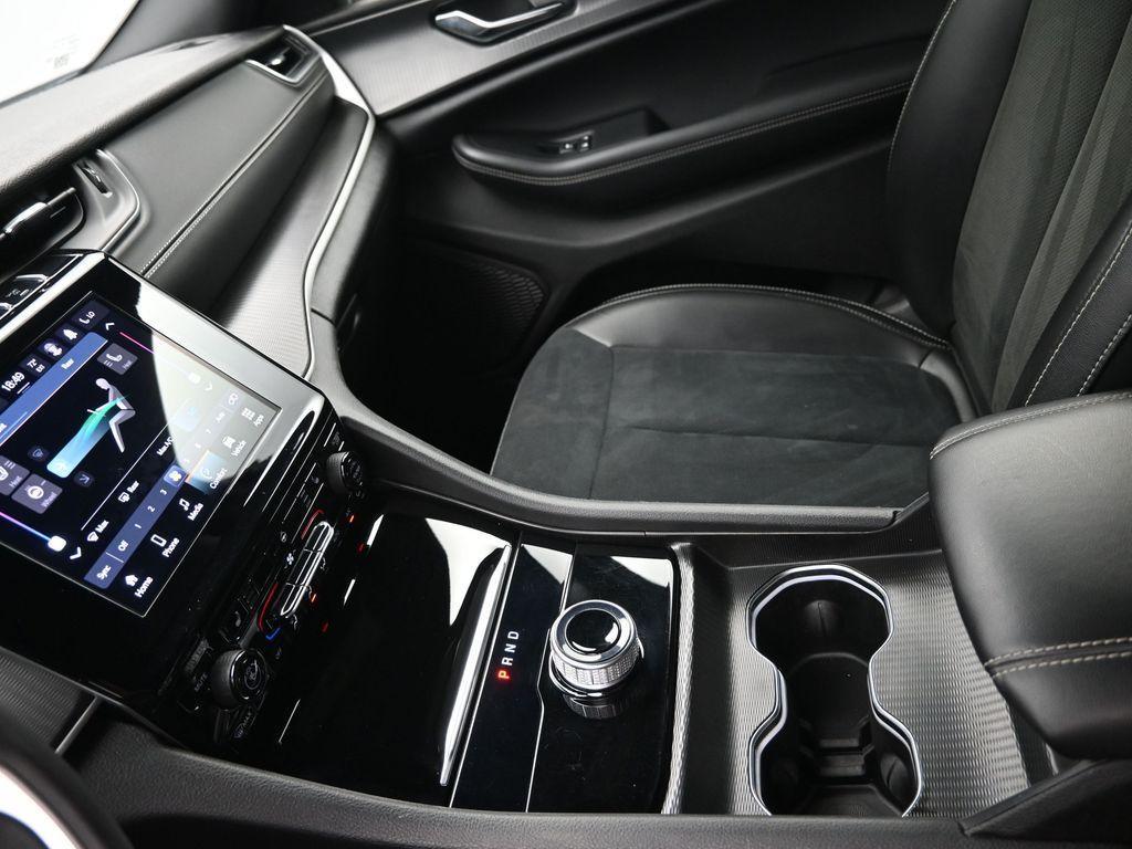 used 2024 Jeep Grand Cherokee L car, priced at $33,991