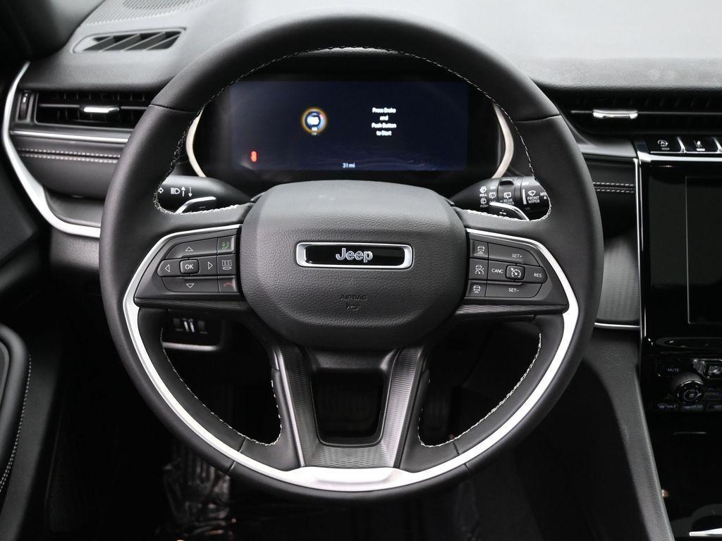 new 2025 Jeep Grand Cherokee L car, priced at $46,142