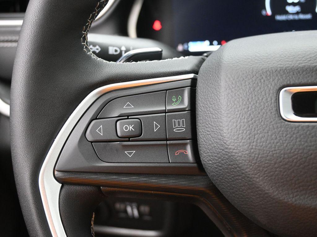 new 2025 Jeep Grand Cherokee L car, priced at $46,142