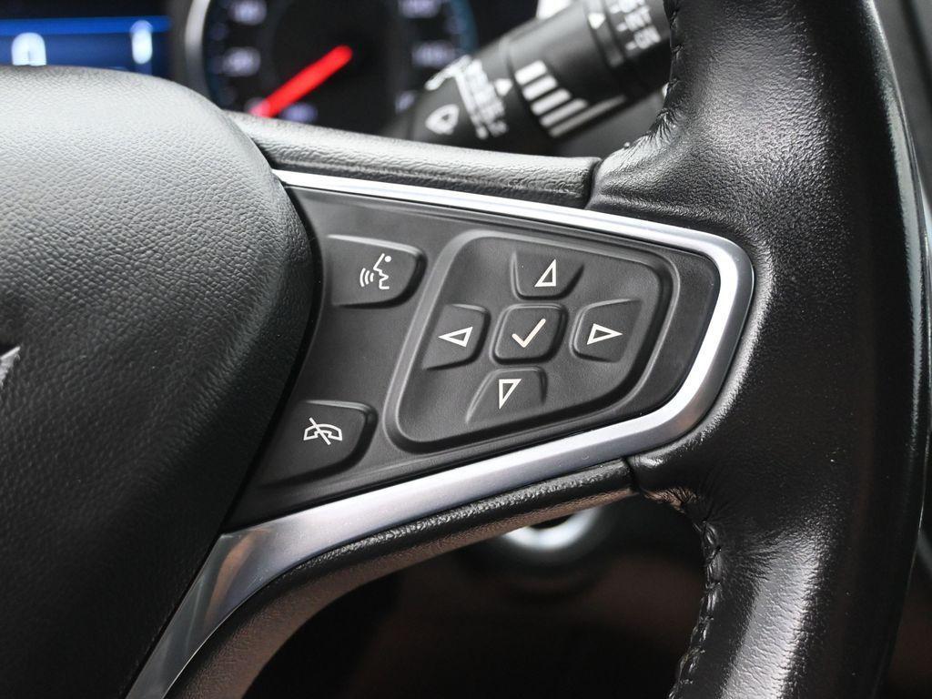 used 2022 Chevrolet Equinox car, priced at $18,367