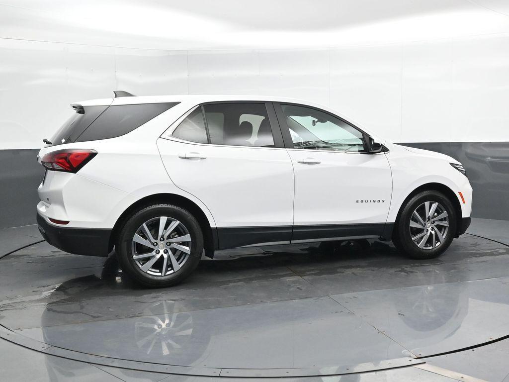 used 2022 Chevrolet Equinox car, priced at $18,367