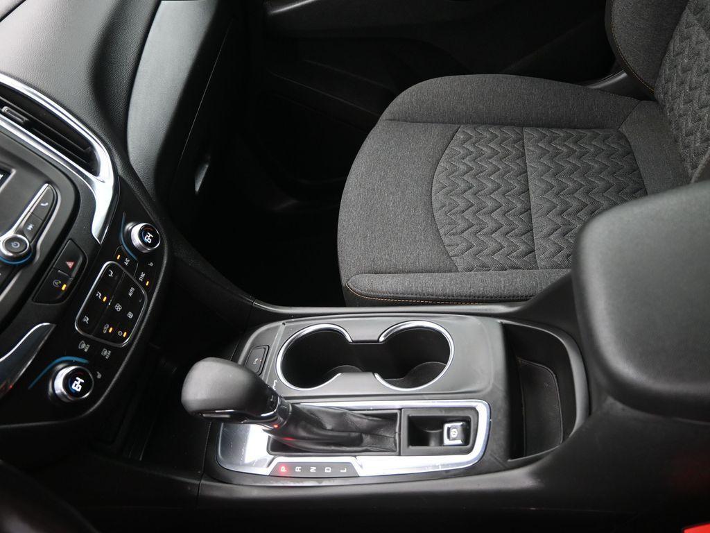used 2022 Chevrolet Equinox car, priced at $18,367