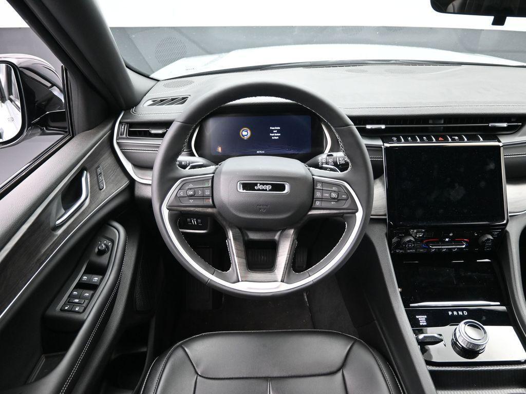 new 2025 Jeep Grand Cherokee L car, priced at $45,820