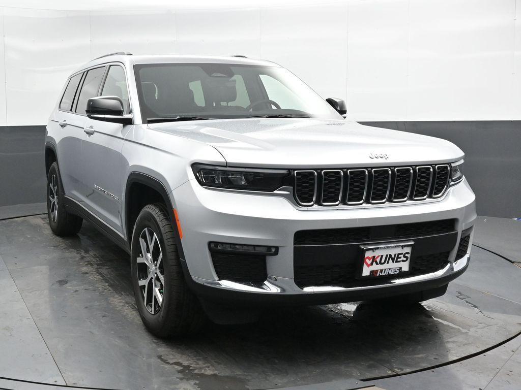 new 2025 Jeep Grand Cherokee L car, priced at $45,820