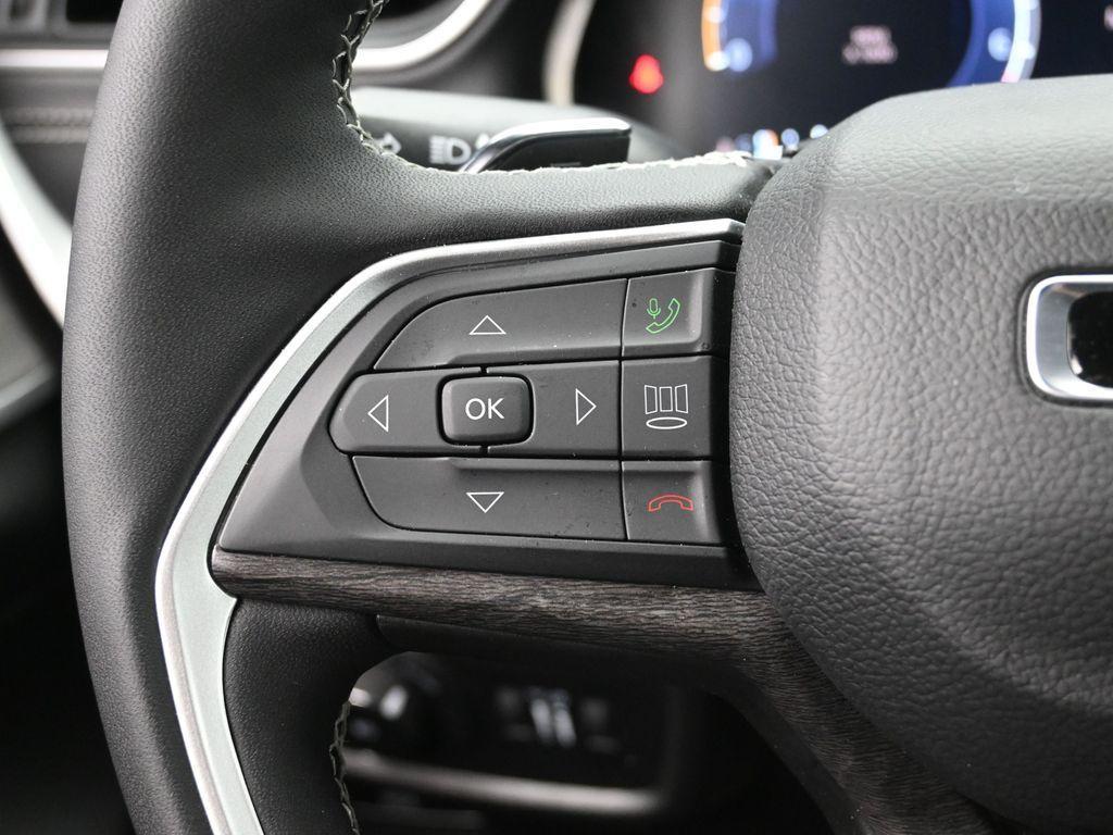 new 2025 Jeep Grand Cherokee L car, priced at $45,820