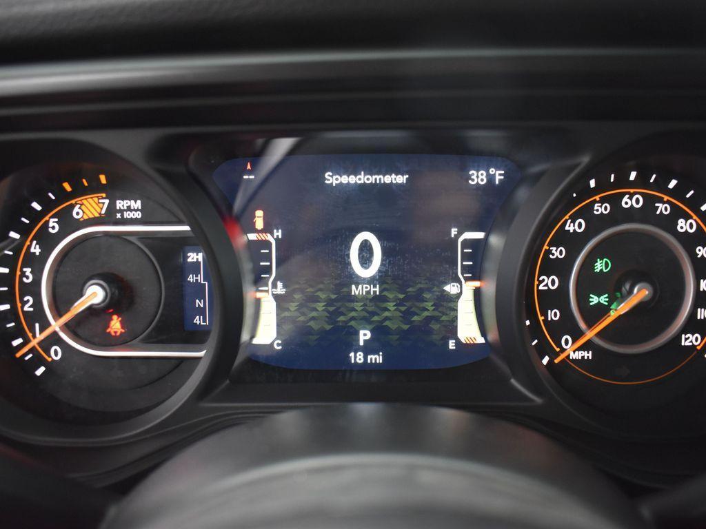new 2025 Jeep Wrangler car, priced at $55,985