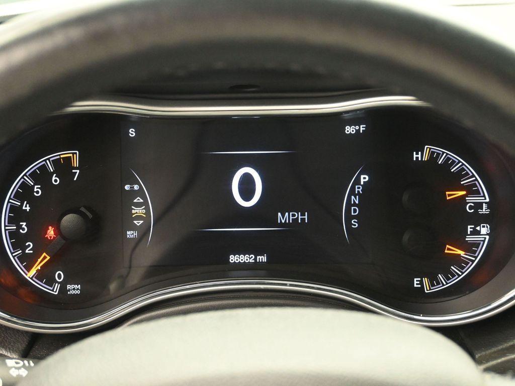 used 2015 Jeep Grand Cherokee car, priced at $15,997