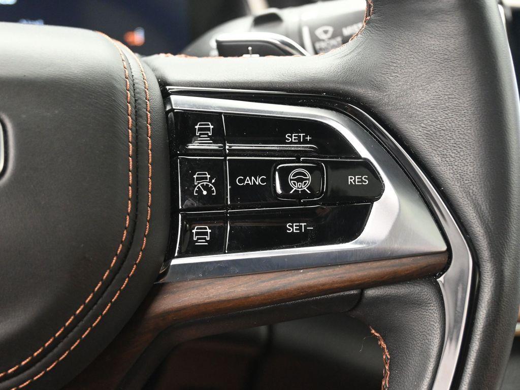 used 2024 Jeep Grand Cherokee car