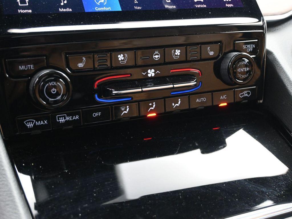 used 2024 Jeep Grand Cherokee car