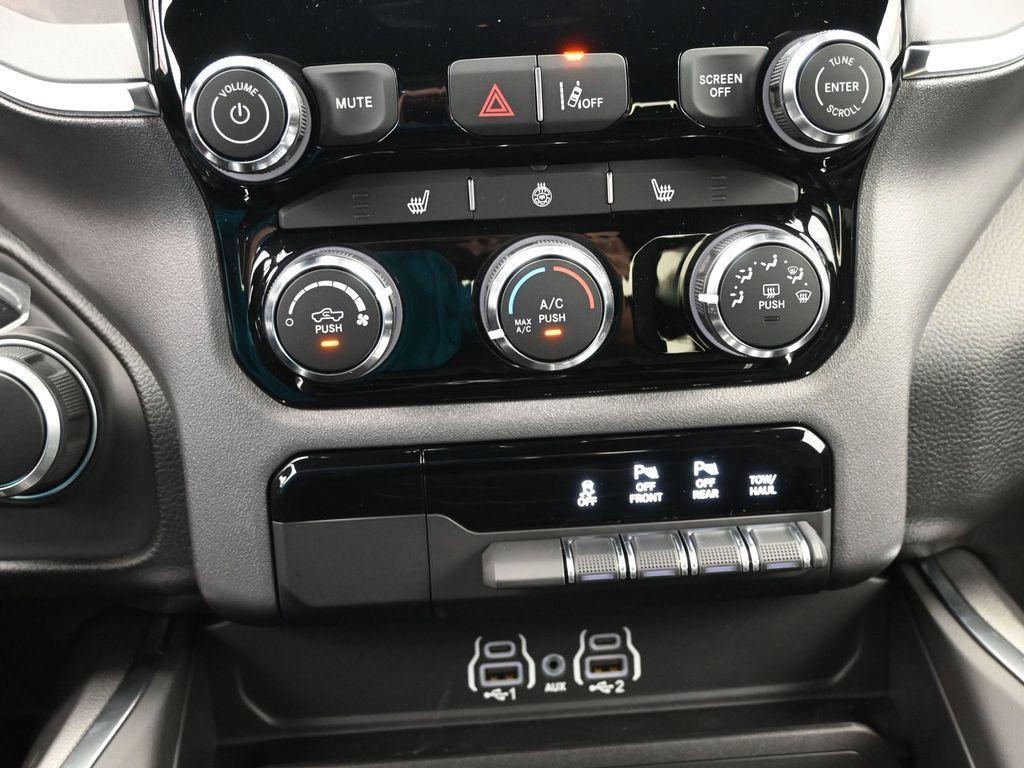 new 2025 Ram 1500 car, priced at $39,373