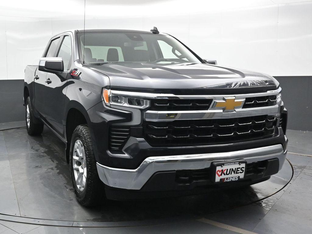used 2022 Chevrolet Silverado 1500 car, priced at $37,618
