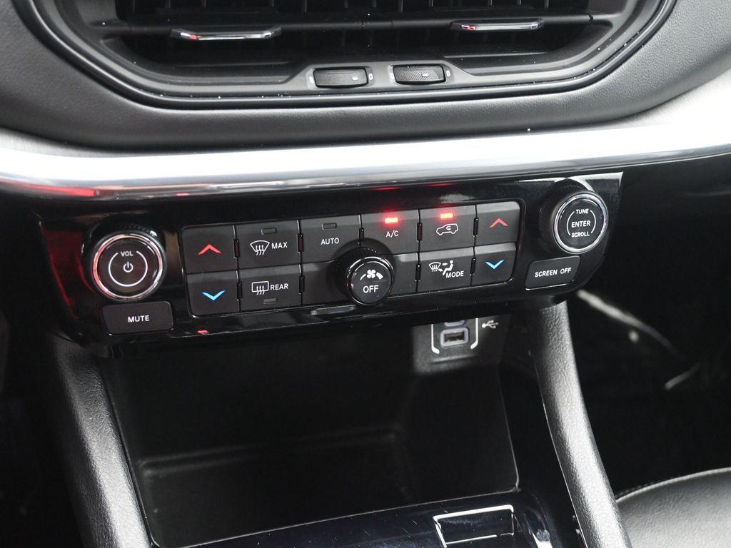 used 2023 Jeep Compass car, priced at $22,791