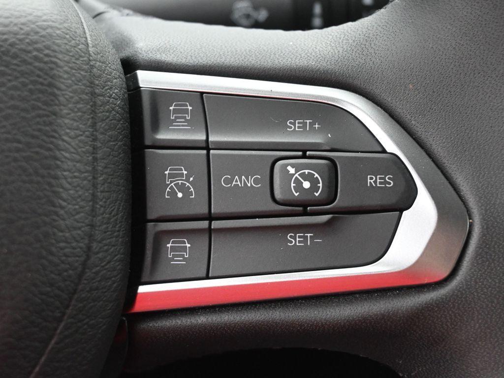 used 2023 Jeep Compass car, priced at $22,791