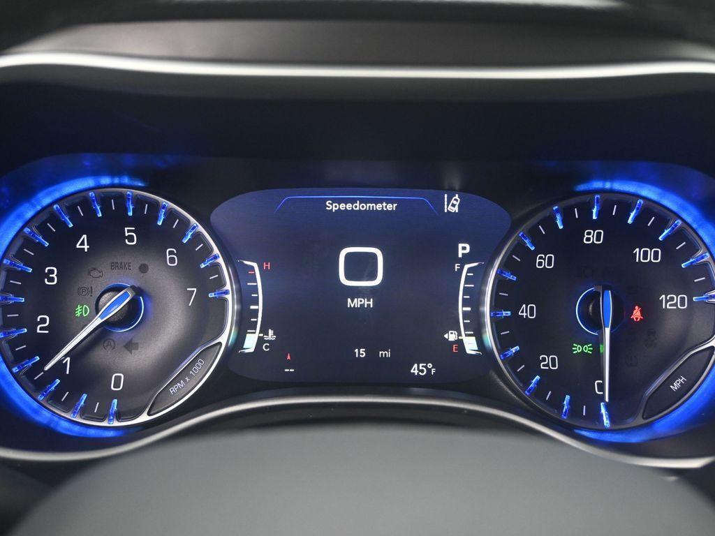 new 2025 Chrysler Pacifica car, priced at $37,991
