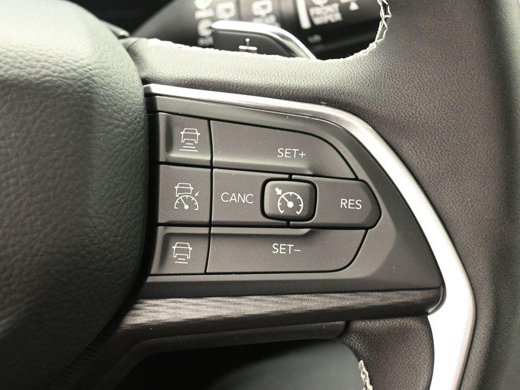 new 2025 Jeep Grand Cherokee L car, priced at $43,995
