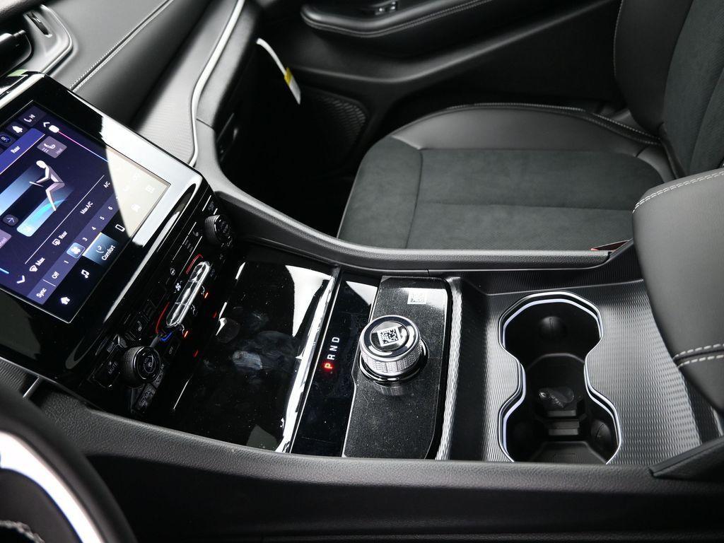 new 2025 Jeep Grand Cherokee L car, priced at $43,995