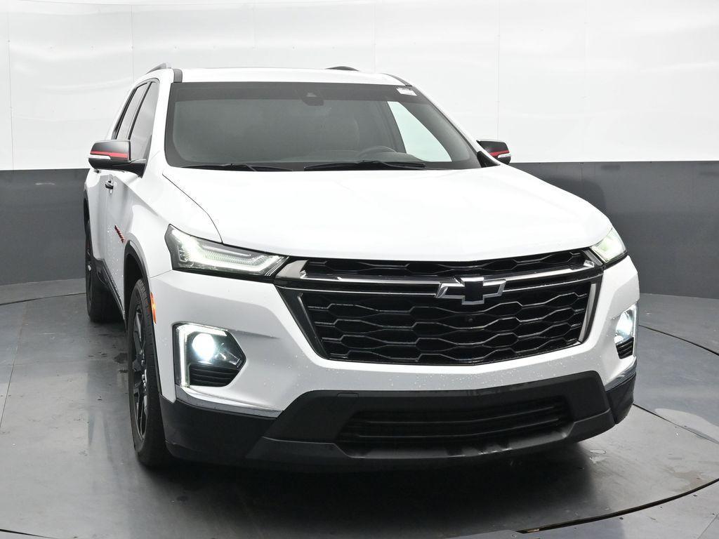 used 2022 Chevrolet Traverse car, priced at $31,812