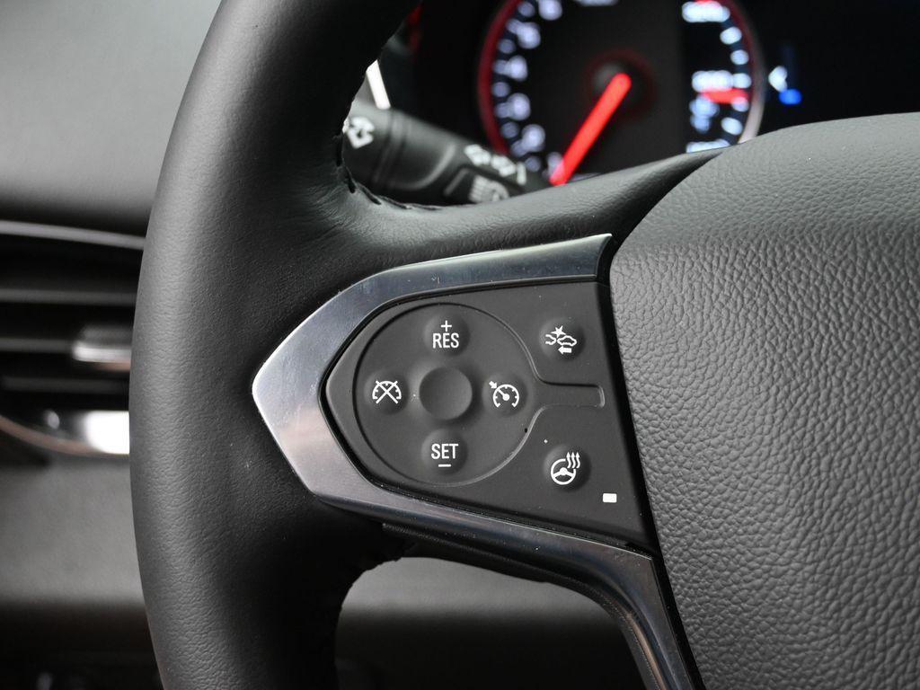 used 2022 Chevrolet Traverse car, priced at $31,812