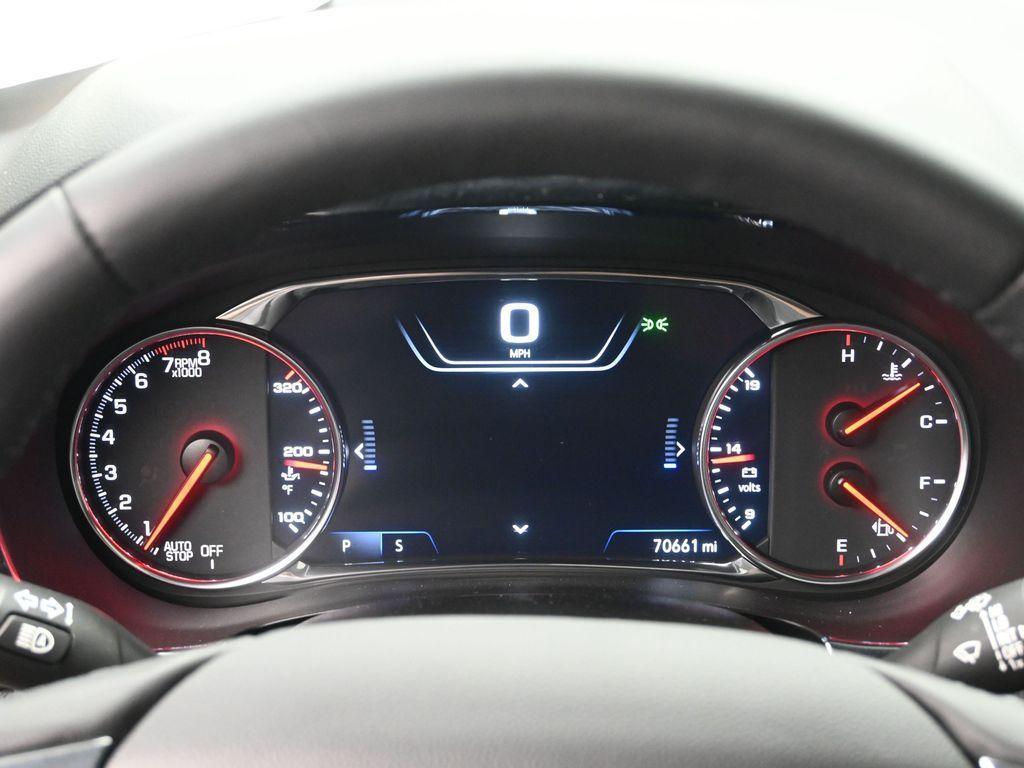 used 2022 Chevrolet Traverse car, priced at $31,812