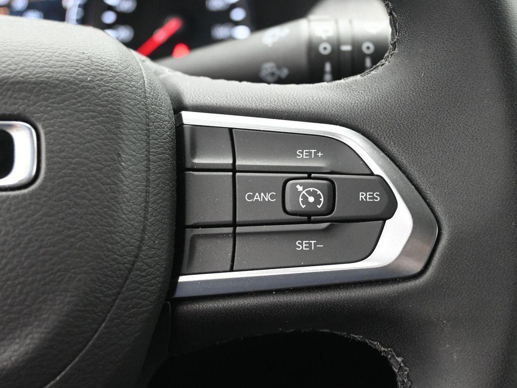 new 2025 Jeep Compass car, priced at $26,991