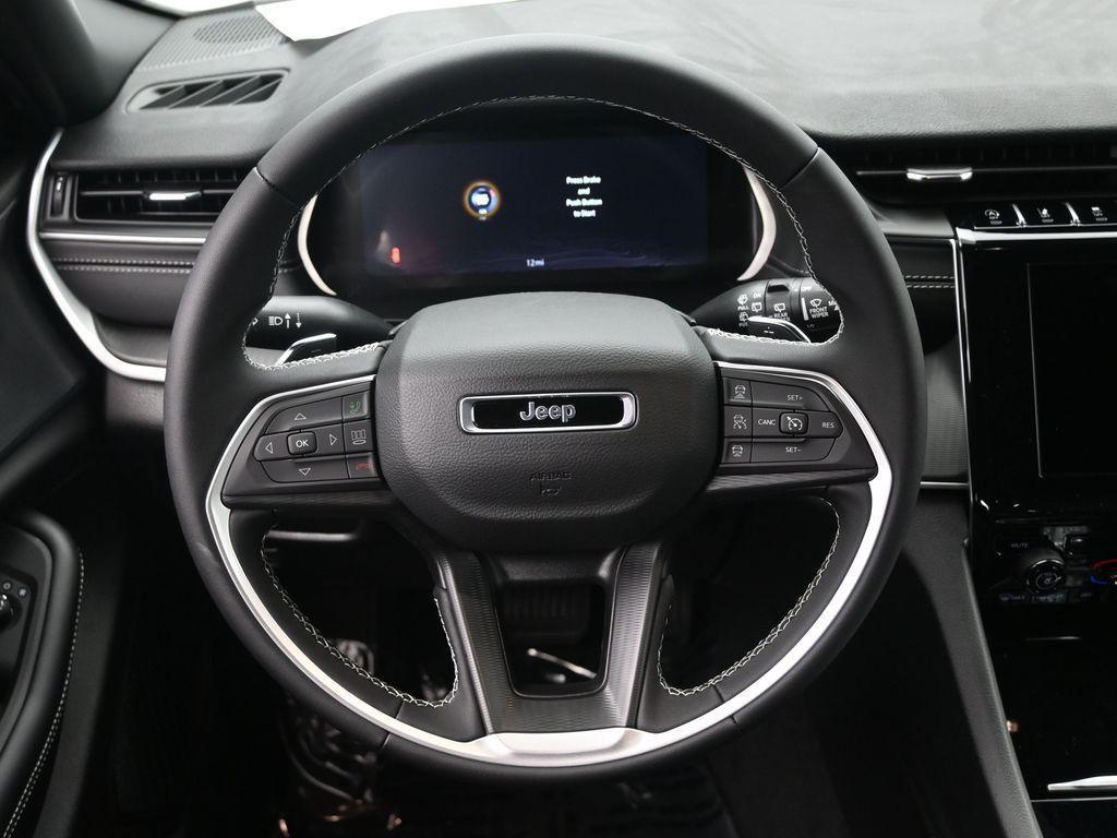 new 2025 Jeep Grand Cherokee car, priced at $34,465