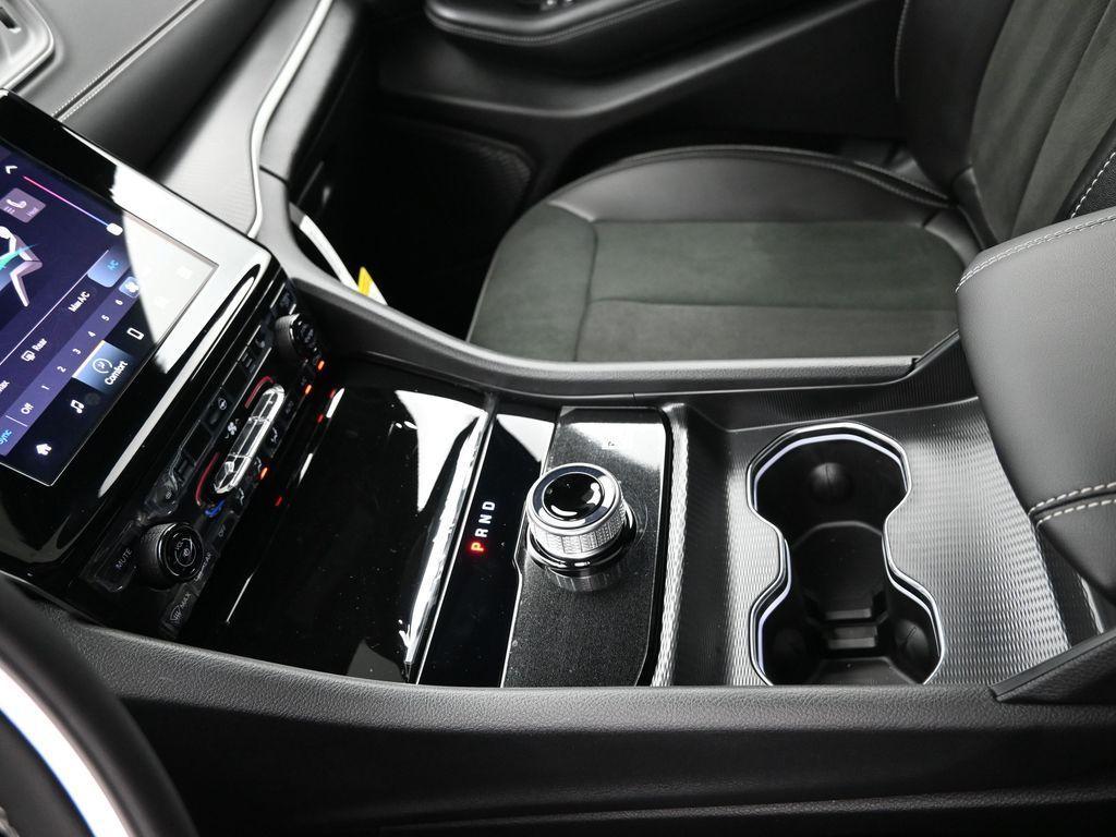 new 2025 Jeep Grand Cherokee car, priced at $46,595