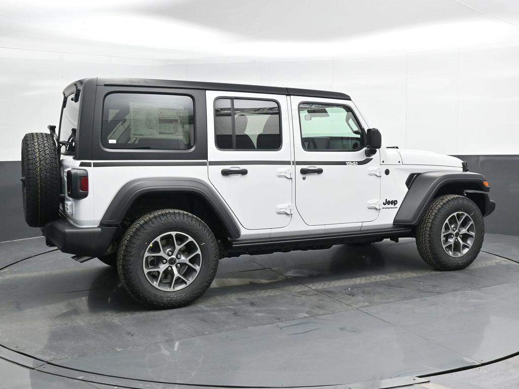 new 2025 Jeep Wrangler car, priced at $47,295