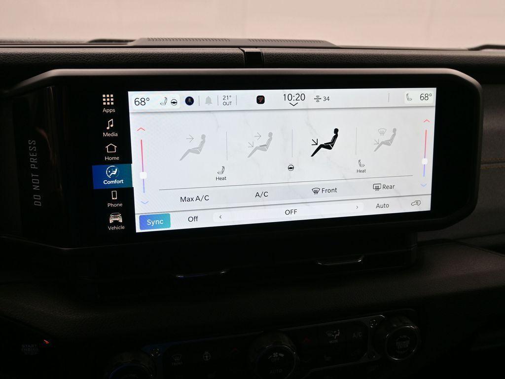 new 2025 Jeep Wrangler car, priced at $47,295