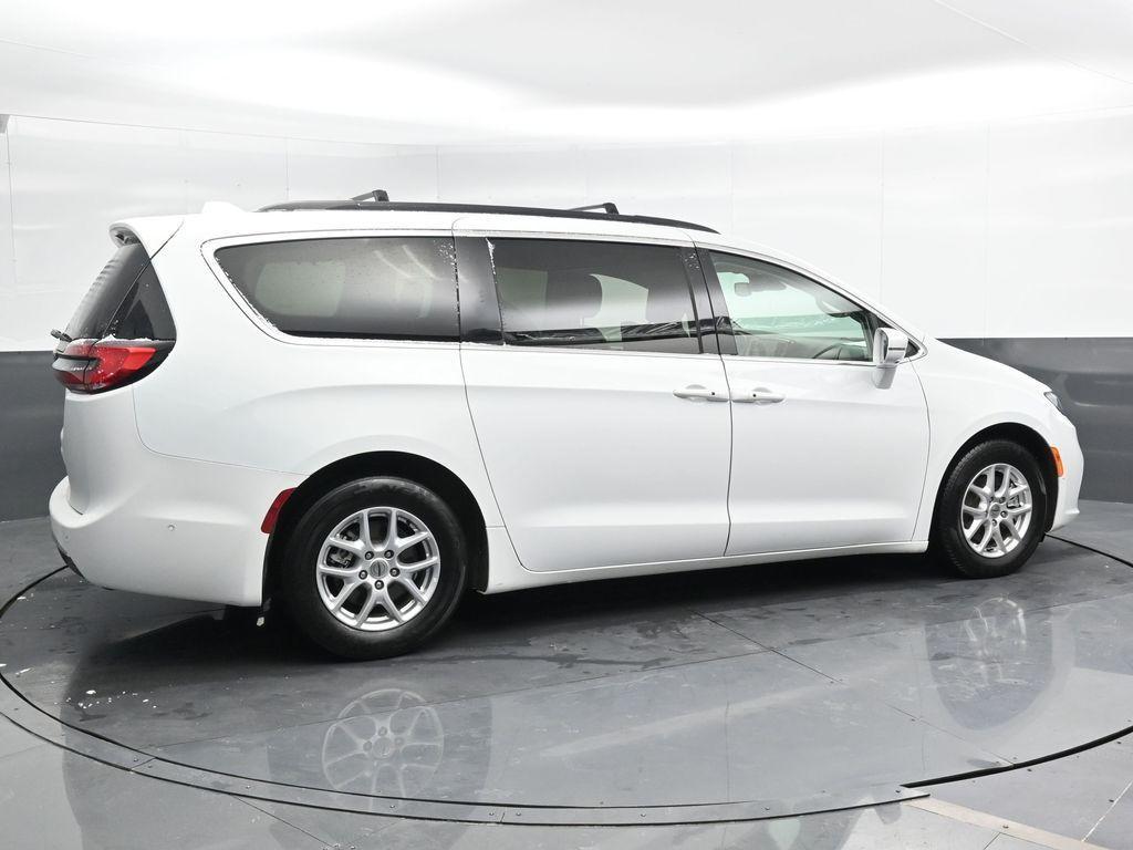 used 2022 Chrysler Pacifica car, priced at $23,997