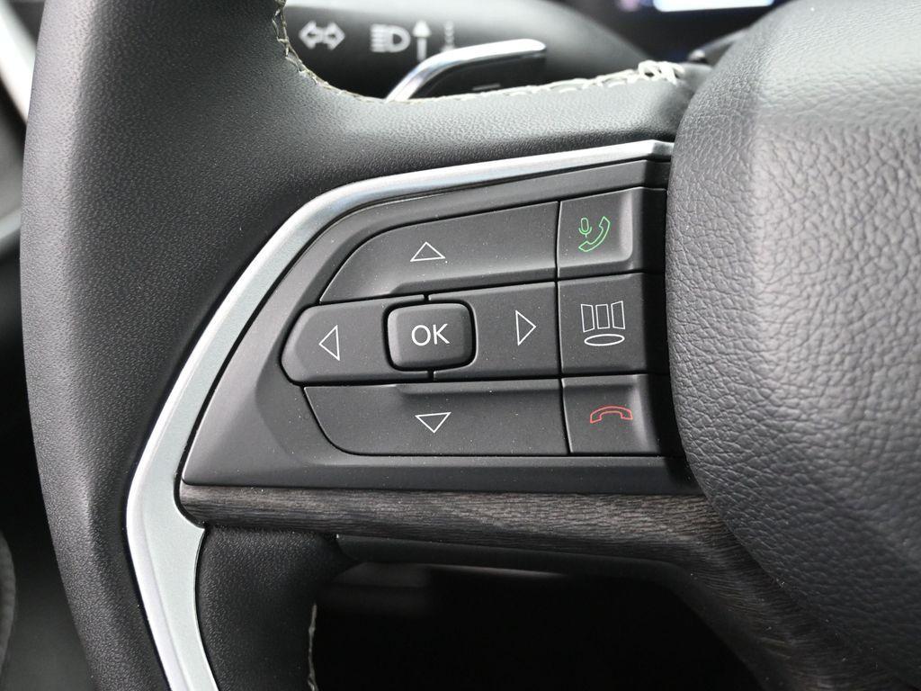 used 2024 Jeep Grand Cherokee L car, priced at $38,791