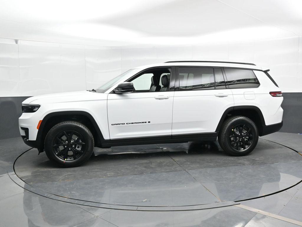 new 2025 Jeep Grand Cherokee L car, priced at $41,995