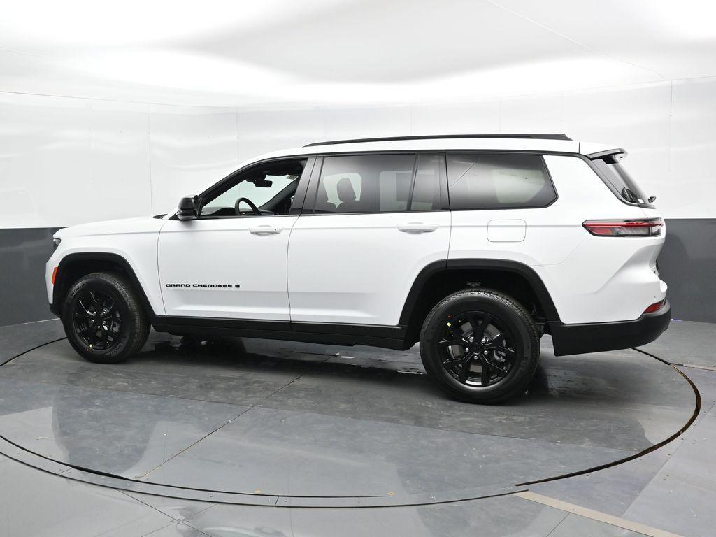 new 2025 Jeep Grand Cherokee L car, priced at $41,995