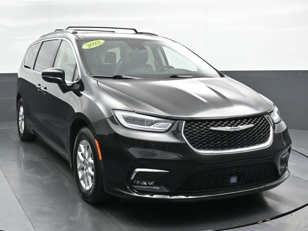 used 2022 Chrysler Pacifica car, priced at $21,995