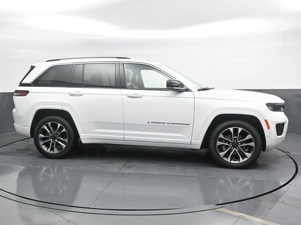 used 2022 Jeep Grand Cherokee car, priced at $33,675