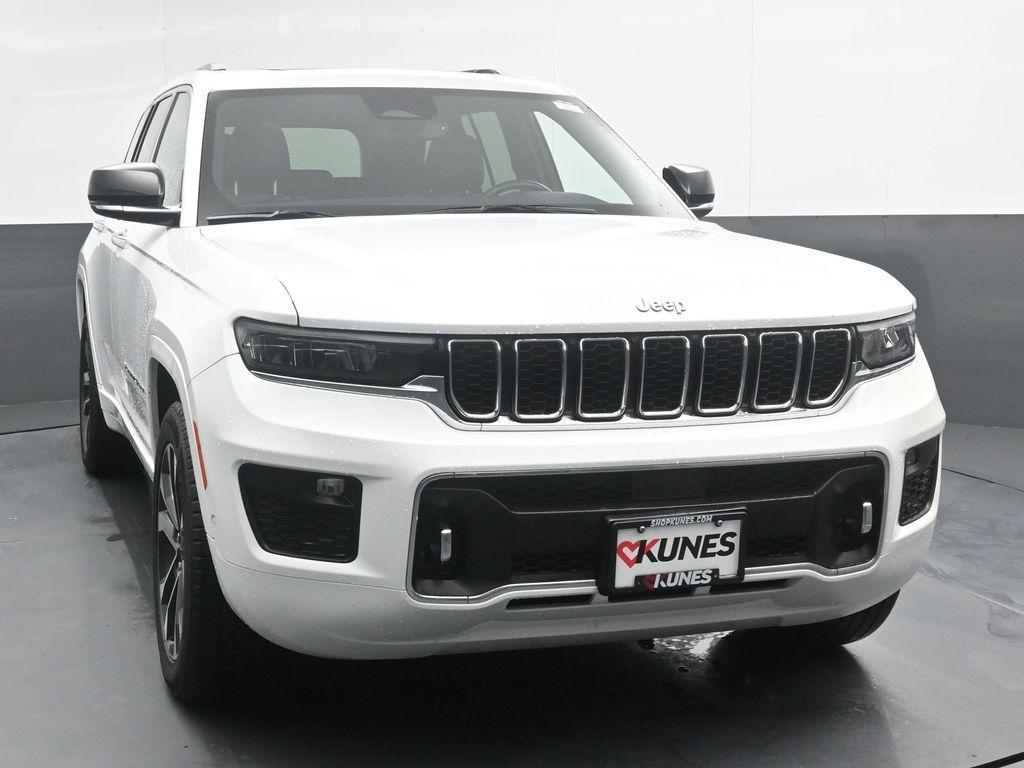 used 2022 Jeep Grand Cherokee car, priced at $33,675