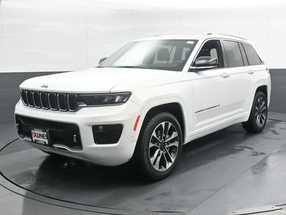 used 2022 Jeep Grand Cherokee car, priced at $33,675