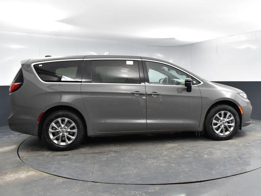 new 2025 Chrysler Pacifica car, priced at $49,995