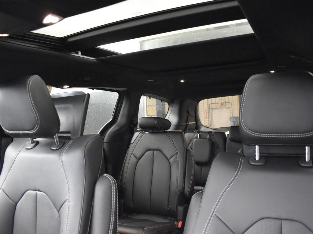 new 2025 Chrysler Pacifica car, priced at $49,995