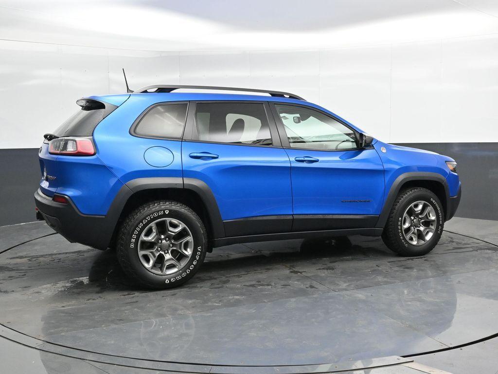 used 2019 Jeep Cherokee car, priced at $17,254