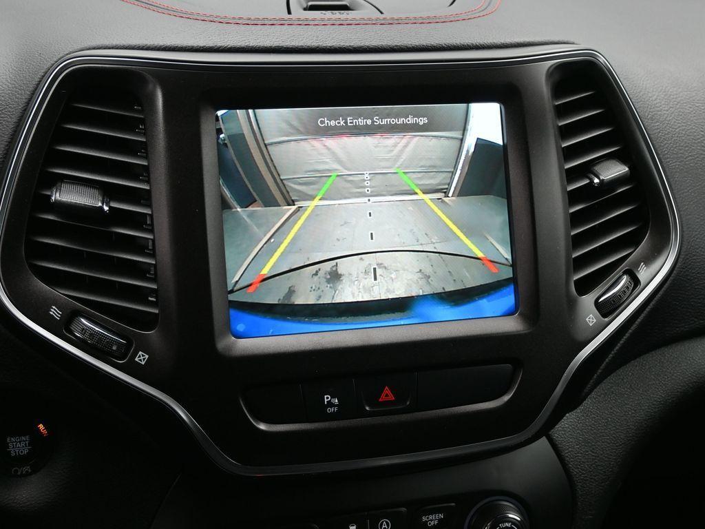 used 2019 Jeep Cherokee car, priced at $17,254