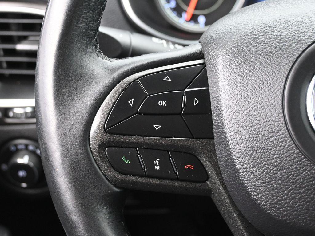 used 2019 Jeep Cherokee car, priced at $17,254