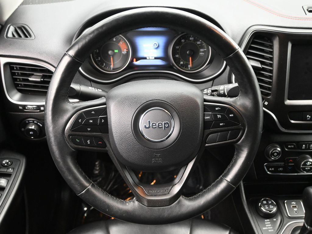 used 2019 Jeep Cherokee car, priced at $17,254