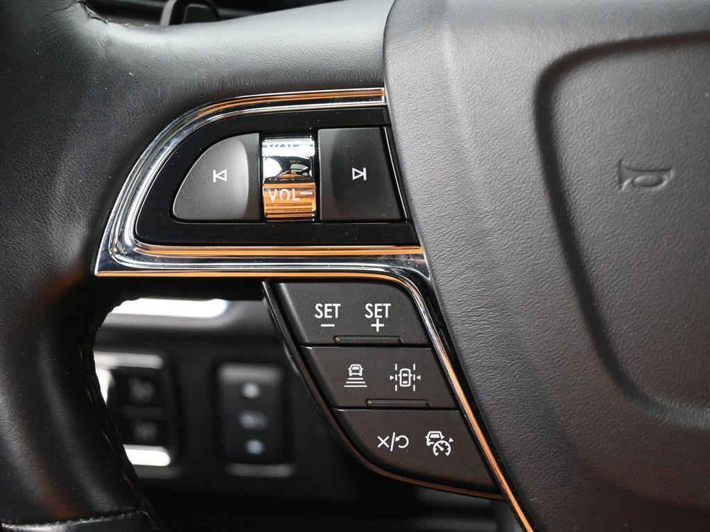 used 2024 Lincoln Navigator car, priced at $66,229