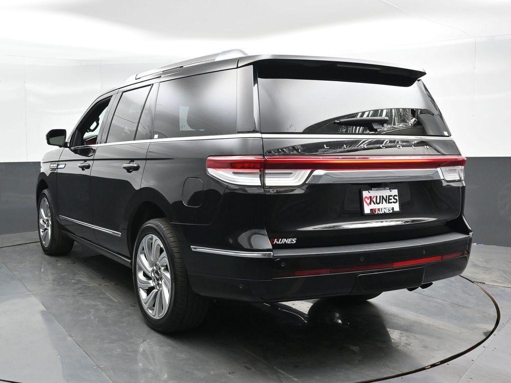used 2024 Lincoln Navigator car, priced at $66,229