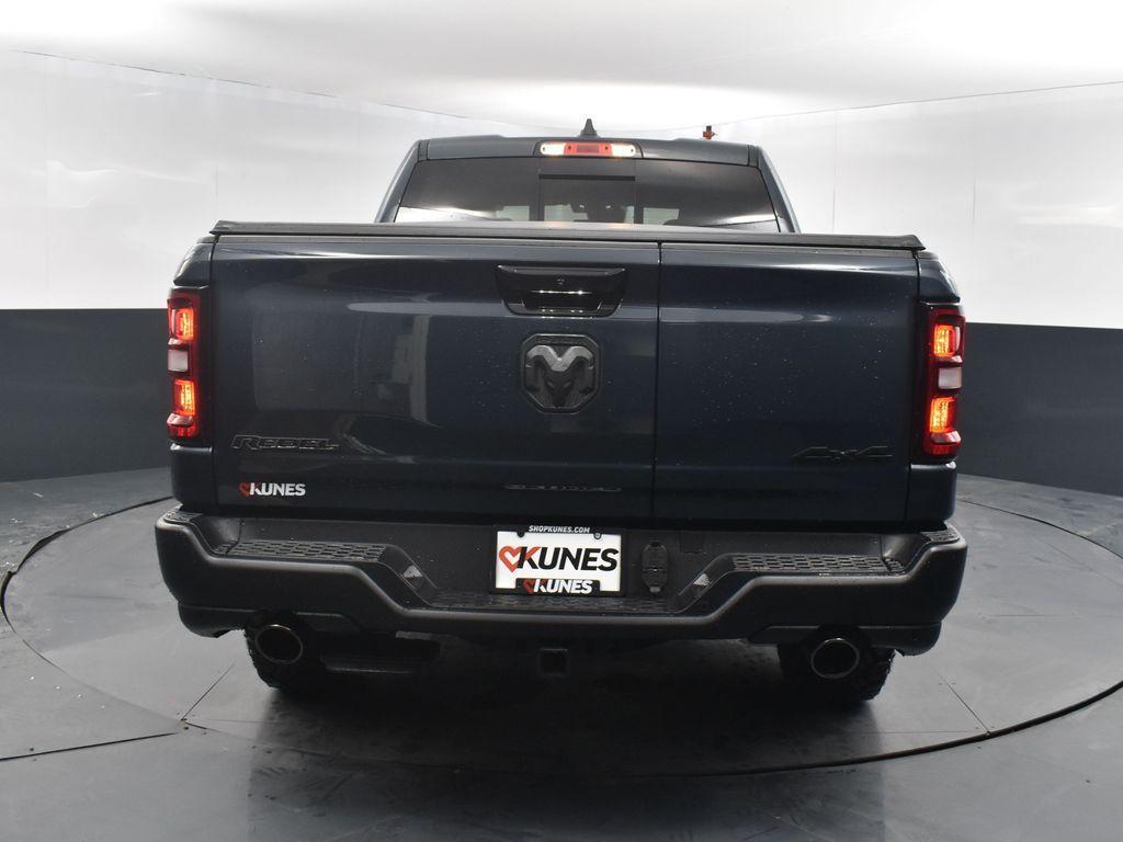 new 2025 Ram 1500 car