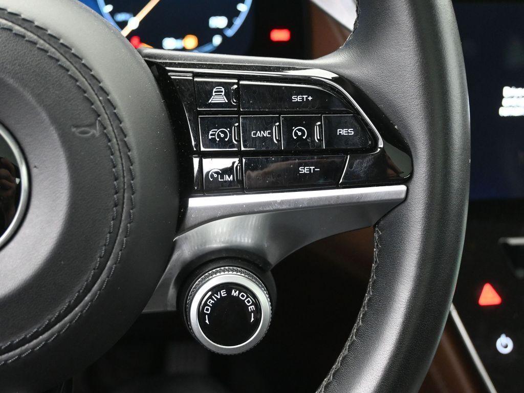 used 2023 Maserati Grecale car, priced at $38,791