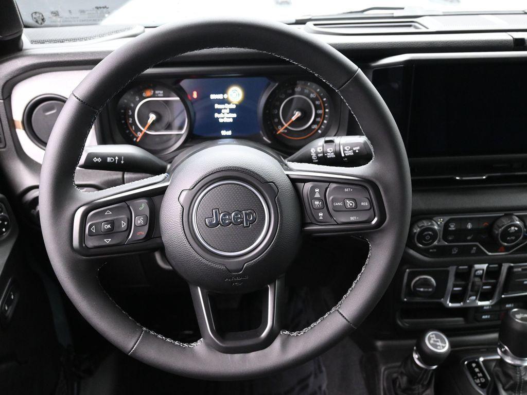 new 2025 Jeep Wrangler car, priced at $52,465